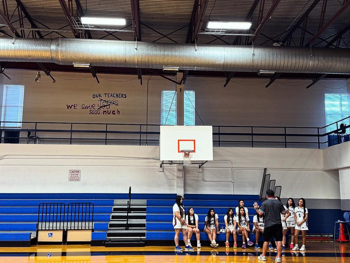 📸 UP NEXT: Memorial HS Varsity Basketball 🏀 #fspmediadays #morethanpictures #highschoolsports #girlathletes