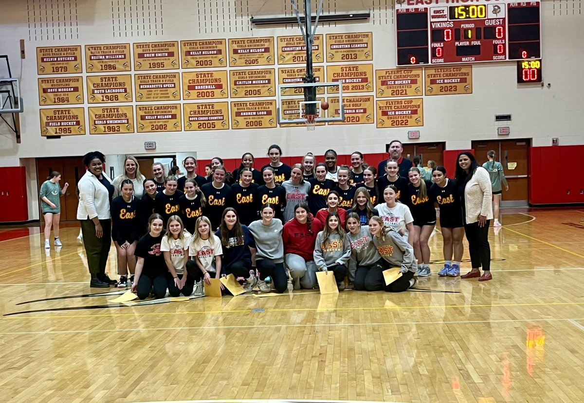 Lindsay Wilson tweet media