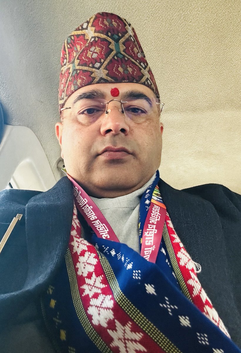narayan_pvp's tweet photo. नेपाली भाषालाई नेपालीले सम्मान र गौरव नगरे अरू कसले गरिदिन्छ र......चिन्तन... https://t.co/ZeQ793ypn8