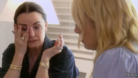 Dustin_Cone's tweet photo. Sutton has a history of kicking people when they’re at their lowest: 

- Erika’s lawsuits 
- Diana’s miscarriage 
- Dorit’s burglary
- Kyle’s separation

Sutton doing this every year with no repercussions is frustrating and I’m glad Dorit is calling the behavior out #RHOBH https://t.co/Mxw9pU7ZKw