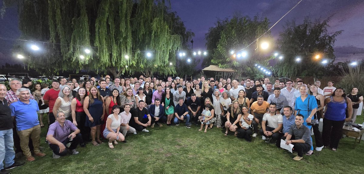 Que el 2025 nos traiga más desafíos y aún más razones para celebrar juntos. 🌟  

#TrabajoEnEquipo #Logros2024 #UnidosPorElFuturo