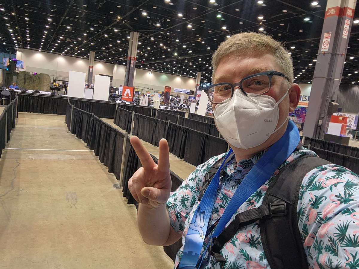 Hey Mutuals! 

I booked an Airbnb for #MCChicago for Thurs-Mon and am looking for 7 other people to share with! $195 per person.

DM me if interested!