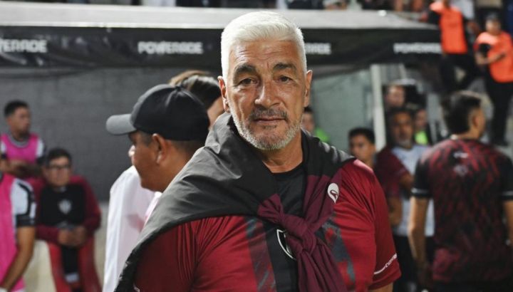 cacc_ferro's tweet photo. Las prioridades de Omar De Felippe de cara a la temporada 2025.

Los futbolistas, que Don Omar habría pedido retener, son:

Luis Ingolotti 
Sebastián Valdéz 
Lucas Abascia
Yonatthan Rak
Kevin Vásquez 
Rodrigo Atencio
Matias Godoy

La situación del "Chino" es la más compleja. https://t.co/JiC8TXPLzp