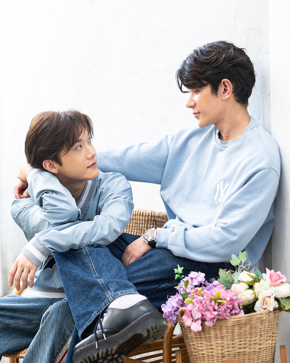 JPT_ENT's tweet photo. The pilot has been out for a week, how are you enjoying it? 
Tell us what you think❤️
Please continue to look forward to our Eyes on you the seires.

#eyesonyoutheseries #仍是凝視你 #เพื่อเธอ 
#PubNam https://t.co/IZhs1jYUww
