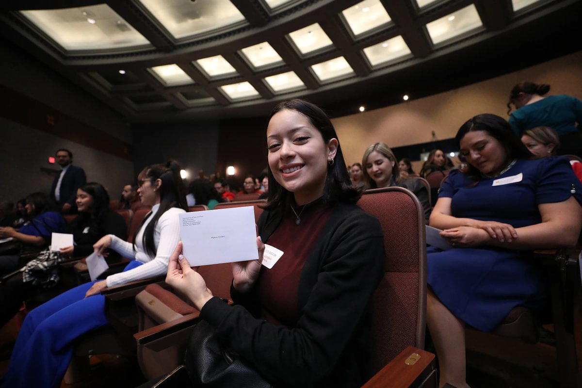 UTEP's tweet photo. Dozens of students excitedly ripped open envelopes yesterday, revealing where they would spend their teacher residencies this coming year. Through the College of Education's Miner Teacher Residency program, students are paired with a mentor at a local school for a full year of intensive hands-on learning to become high-quality teachers. 

Learn more: https://t.co/yRJo59HM66