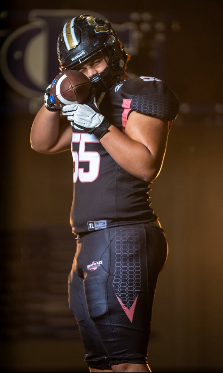Coach Daniels (@coachdaniels06) on Twitter photo 🆔 <a href="/Big_Mike555/">Michael Duncan</a>
🏈 OL/DL
🎓2025
💻prospect that coaches at the D2/FCS level need to jump on when the portal closes. 🆔 <a href="/Big_Mike555/">Michael Duncan</a>
🏈 OL/DL
🎓2025
💻prospect that coaches at the D2/FCS level need to jump on when the portal closes.