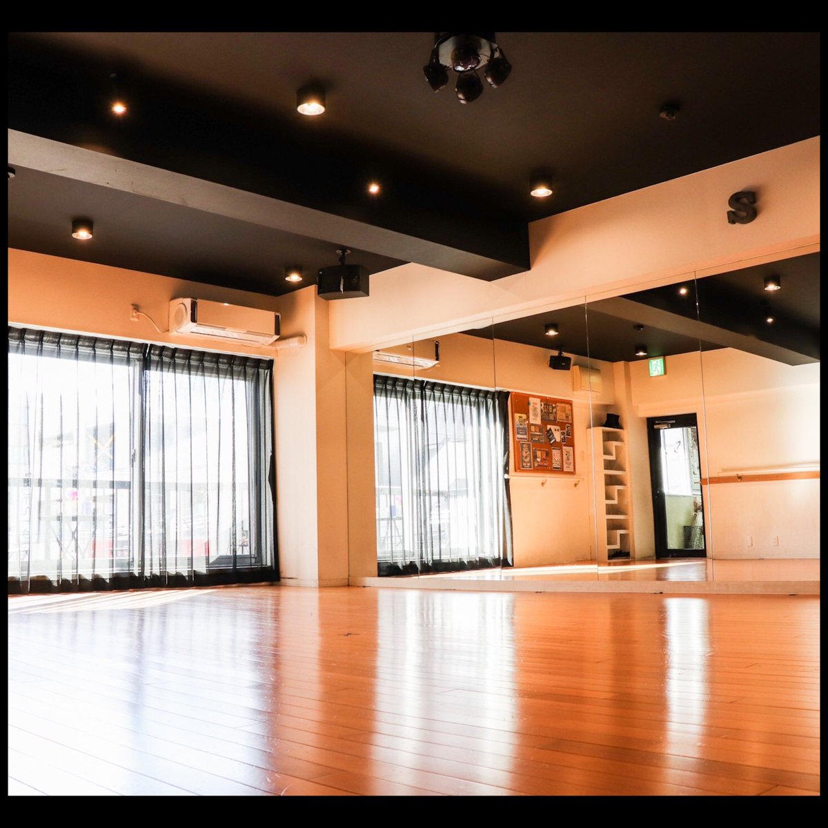 DANCE_STUDIO_S's tweet image. RENTAL
#湘南台　西口徒歩1分
#DANCESTUDIOS
#hiphop
#girls hiphop
#jazzhiphop 
#theaterjazz
#ブレイクダンス
#ロックダンス
#r&amp;amp;b
#大人クラス
#キッズダンス
#幼児クラス
#ボディメイク
#定期レンタル可
#深夜レンタル可
#バレエバーあり
#撮影台あり
#wifi
#テレビモニター
#Bluetooth対応デッキ