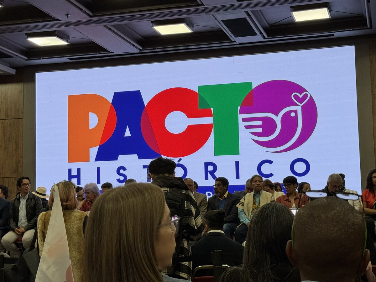 ✨ damos un paso decisivo en la historia de nuestro país. fuerzas de izquierda nos hemos reunido con un propósito claro: avanzar en la unidad y consolidar un partido unitario que nos permita ganar las próximas elecciones. Este es el momento de defender las reformas sociales🌟✊