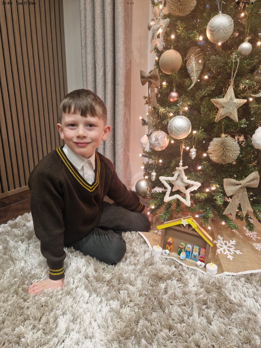 The children have been enjoying the travelling crib. 🕯️✝️