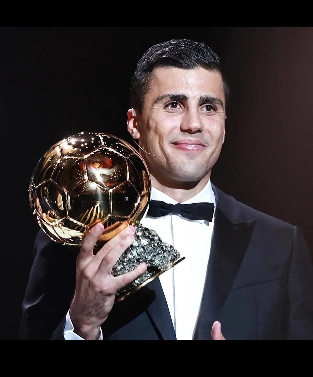 dwomohkwame1's tweet photo. The vote of Otto Addo for FIFA Best Player of the Year:
1. Rodri
2. Jude Bellingham
3. Vinicius
#Fifaplayeroftheyear https://t.co/MyUSjcPIqY