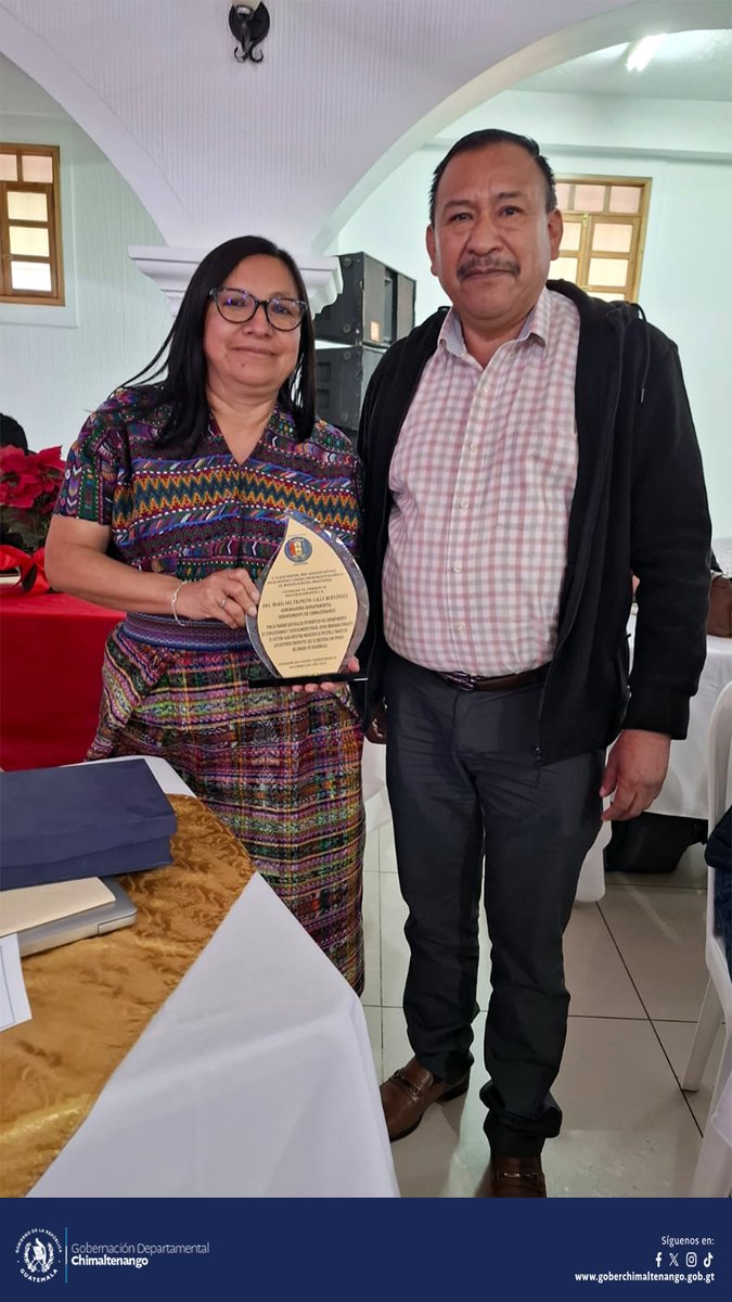 GChimaltenango's tweet photo. La Gobernadora Departamental de Chimaltenango Dra. María del Tráncito Calán Hernández en su calidad de Presidenta del Consejo Departamental de Desarrollo, en la ciudad de Zaragoza Chimaltenango, presidio la Decimo Primera Reunión Ordinaria de CODEDE. https://t.co/sLX0mr7s3f