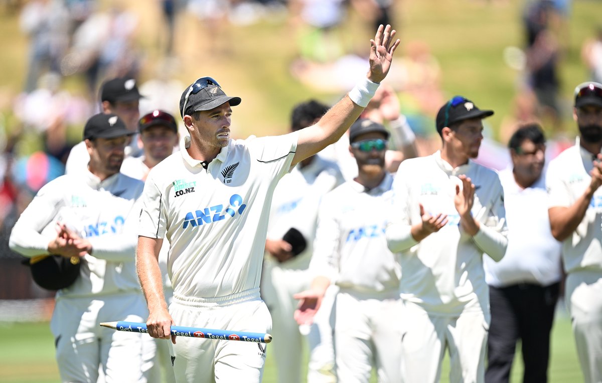 BLACKCAPS's tweet photo. #237 🖤 https://t.co/sF7IHfNd9o