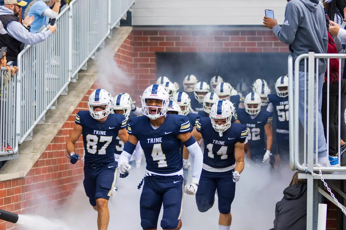 devonmiller07's tweet photo. After a great conversation with @CoachHedden I have received my 4th offer to play college football at Trine University. 
#AGTG https://t.co/iRjCaZ3KDY