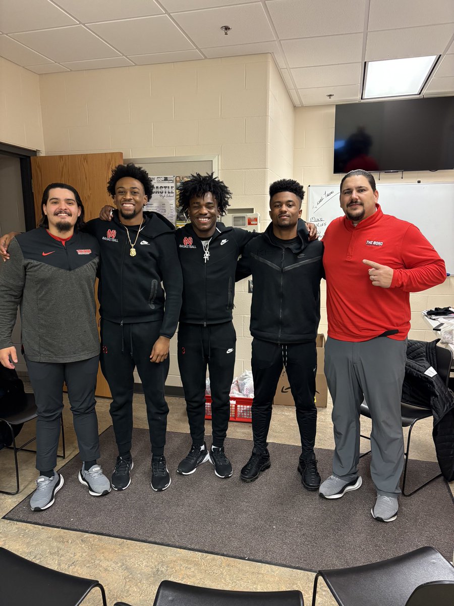 Kaevon Gardner (@kaevongardner) on Twitter photo Blessed and honored to receive an offer from <a href="/CoachPapley/">Tony Papley</a>. ‼️‼️🔴 <a href="/EdinboroFB/">Edinboro Football</a> <a href="/coachmo76/">coach mo</a> <a href="/PA_TodaySports/">PA Today</a> <a href="/kenmoyer52/">Ken Moyer’s Sports Page</a> <a href="/CoachPapley/">Tony Papley</a>. <a href="/CoachDePo_2/">Ron DePorzio</a> #AGTG Blessed and honored to receive an offer from <a href="/CoachPapley/">Tony Papley</a>. ‼️‼️🔴 <a href="/EdinboroFB/">Edinboro Football</a> <a href="/coachmo76/">coach mo</a> <a href="/PA_TodaySports/">PA Today</a> <a href="/kenmoyer52/">Ken Moyer’s Sports Page</a> <a href="/CoachPapley/">Tony Papley</a>. <a href="/CoachDePo_2/">Ron DePorzio</a> #AGTG