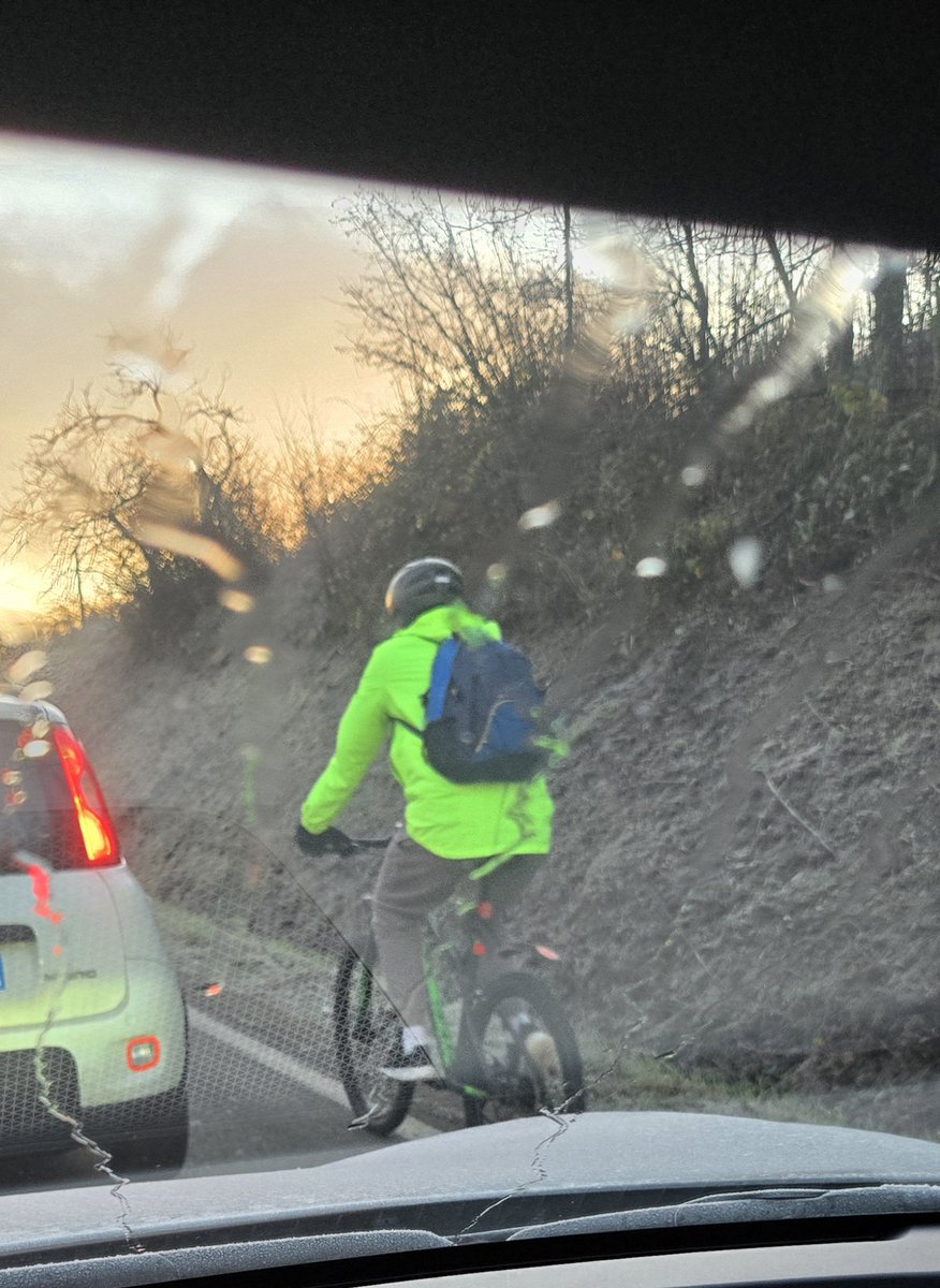 Brandely Joël 🇪🇺🇨🇵 tweet media