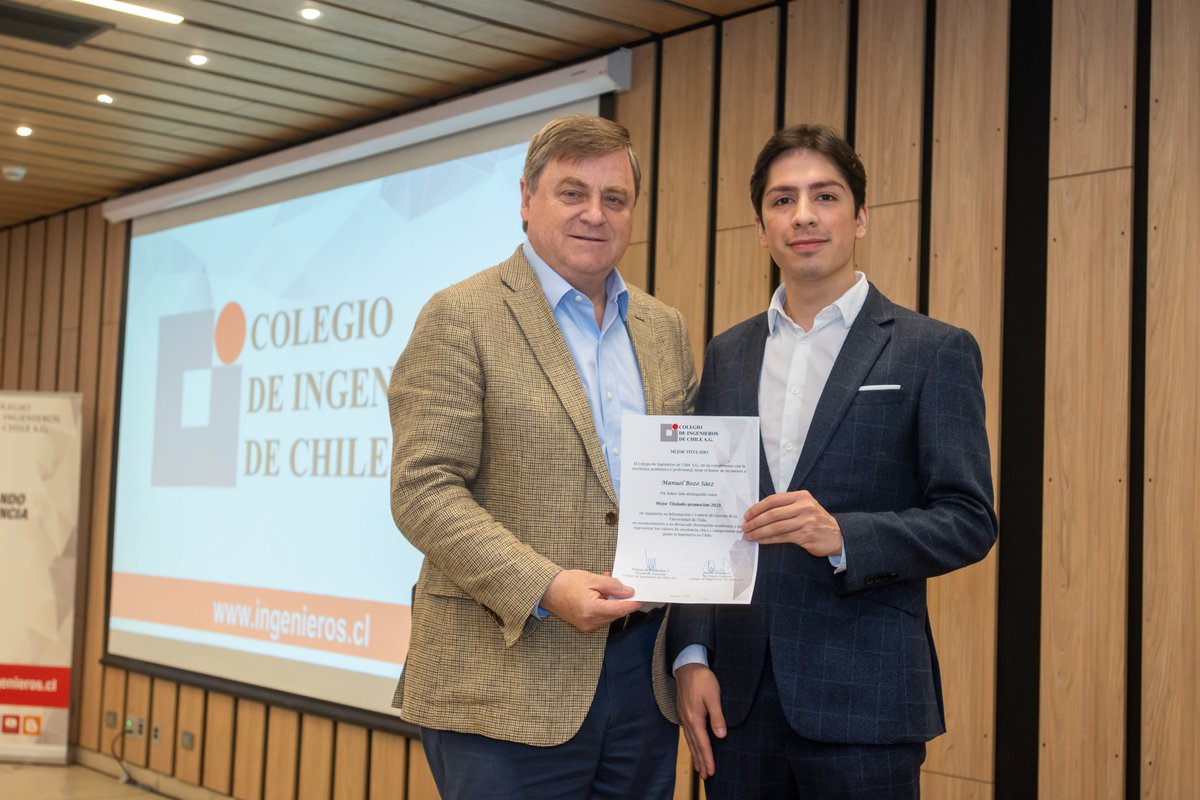 🎓✨ ¡Savia nueva para la #ingenieria nacional! 
Hoy reconocimos a los 141 mejores titulados de las distintas carreras de ingeniería del país. Mujeres y hombres con talento, dedicación y un futuro brillante, listos para transformar y mejorar la calidad de vida en Chile.