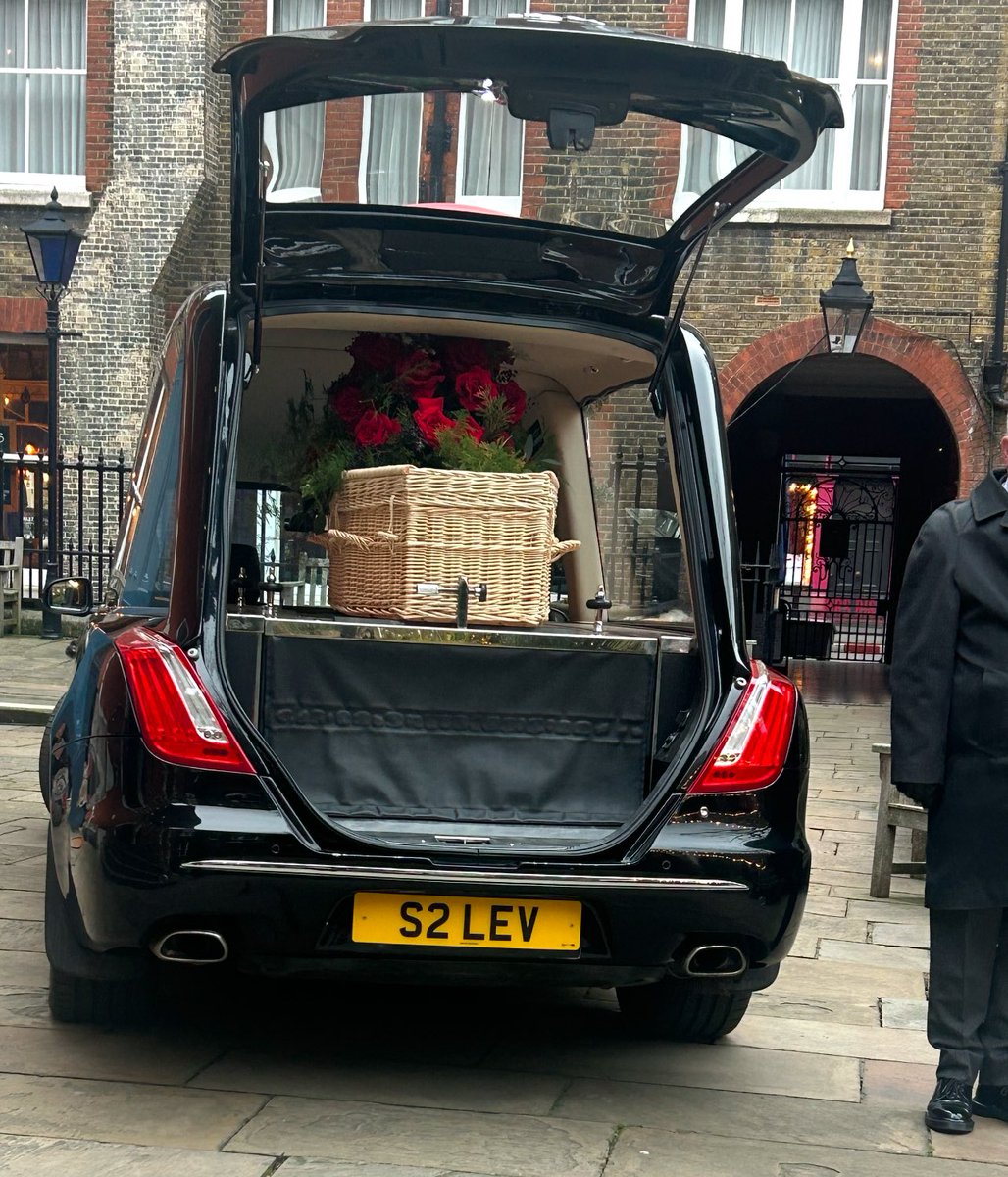 sohoite's tweet image. I love you Jo Wier and always will.
Amazing funeral in Covent Garden , hugely uplifting as Jo always was.
35years service to her beloved community.
We must keep her legacy going.
#BeTrueToYourself #CGCA