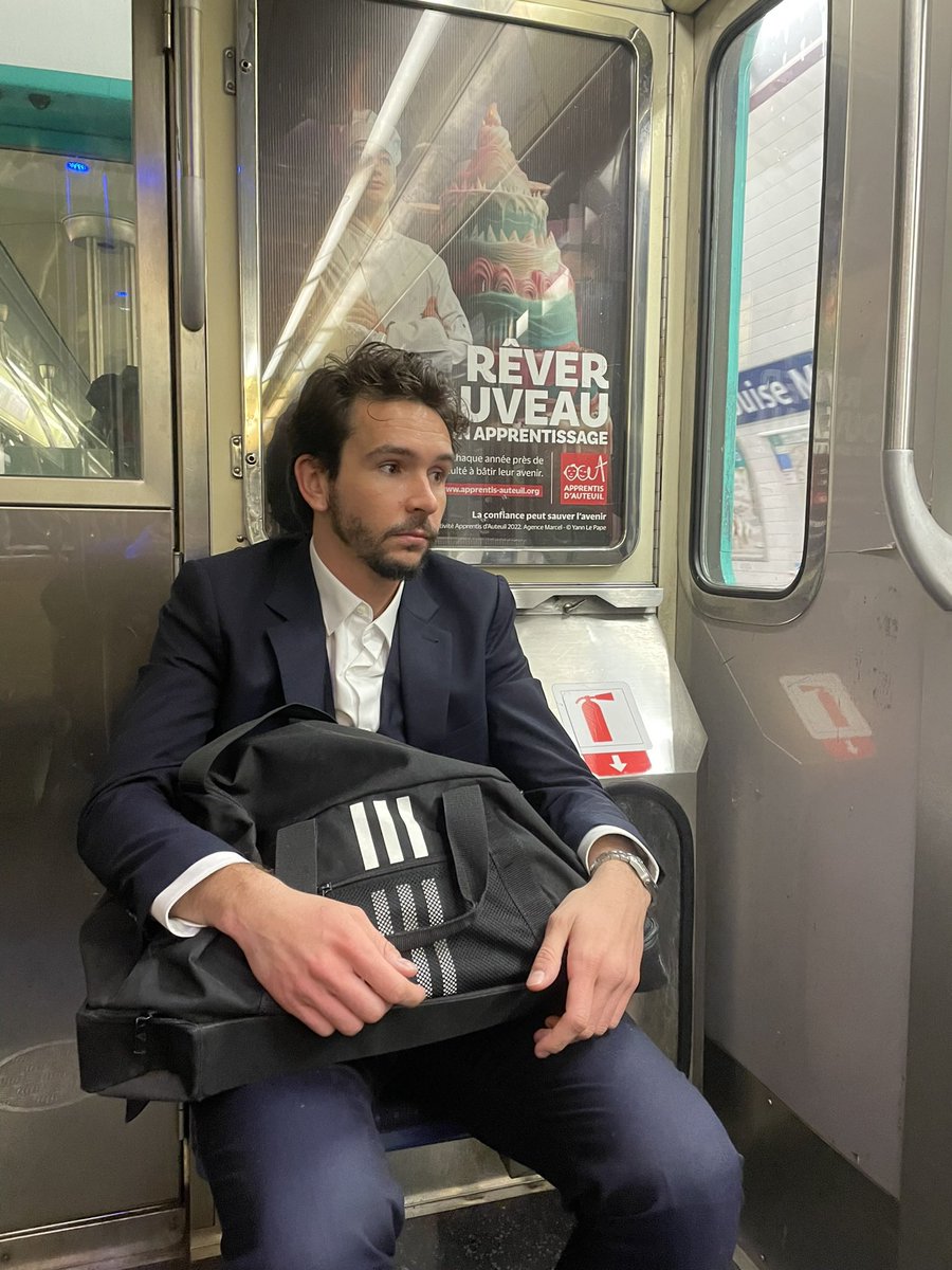 Le Bonnet du Foot tweet media