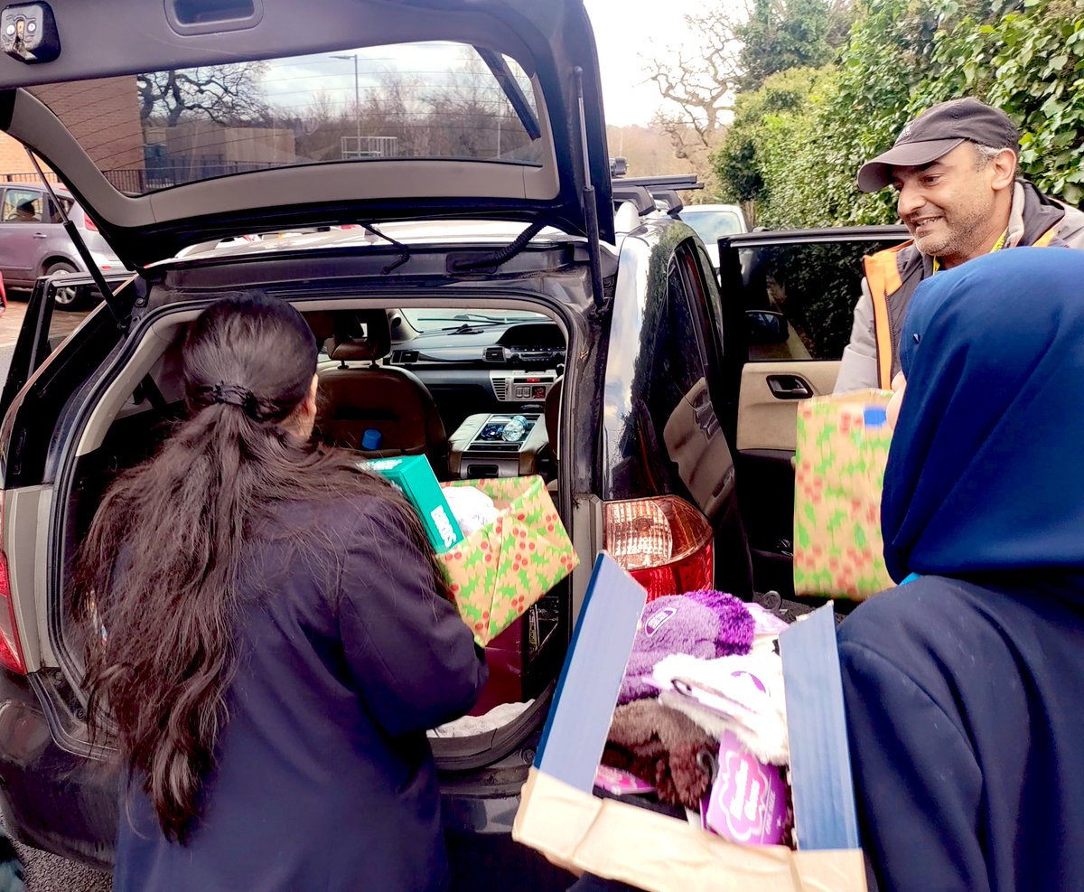 edengirlsbham's tweet photo. We’re proud to honour our Gift for All pledge this winter by supporting @migranthelp Together, we’re committed to uplifting the most vulnerable in our communities. #ServiceToCommunities #WGP2024 @BirminghamEdu https://t.co/5sTcY6dD03