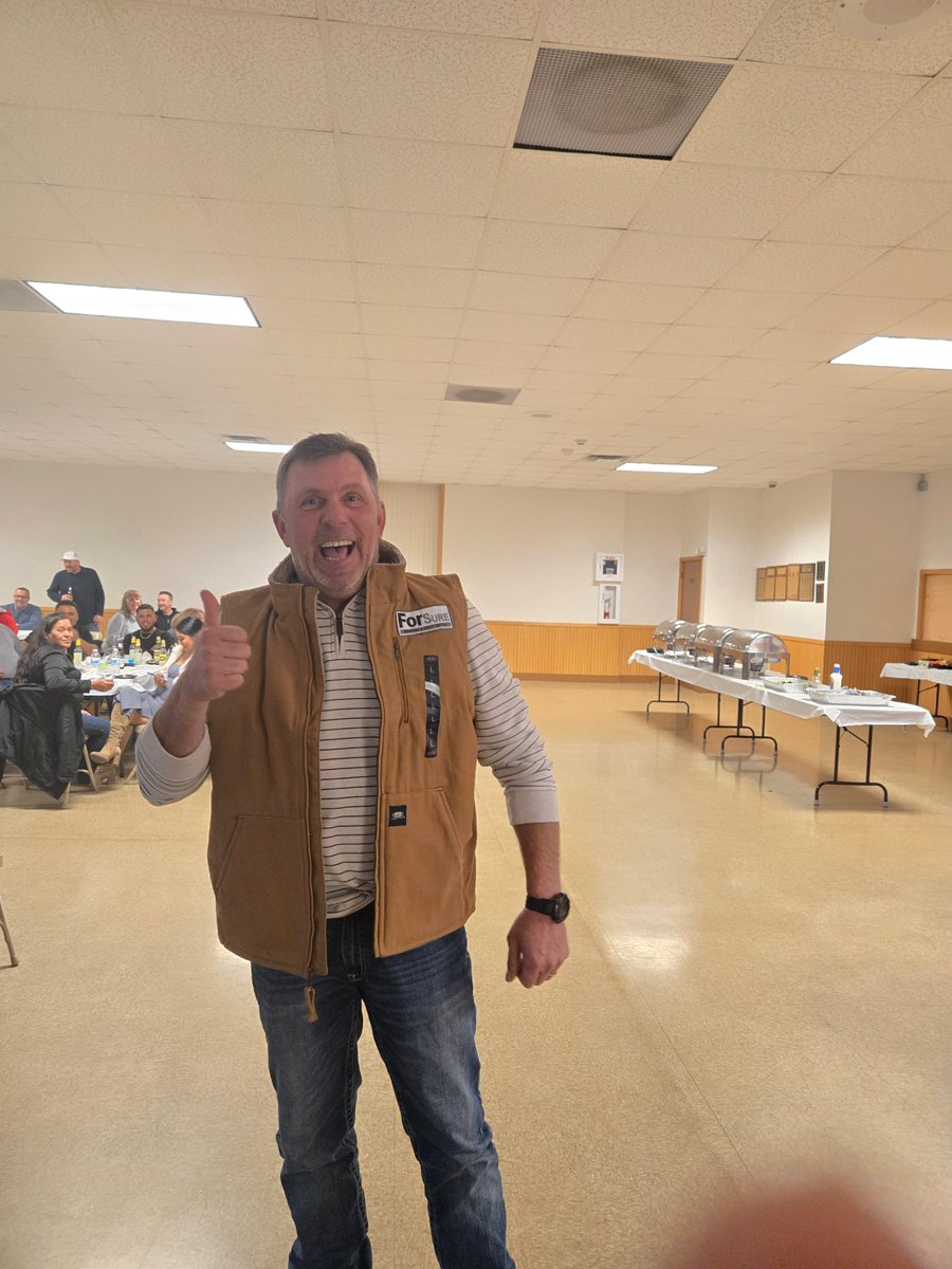 ForSureRoofing's tweet photo. We had a great turn out for our company Christmas party. Everyone won a prize this year. Thank you to Echo Electric, Duke Rentals, United rentals, @Holcim, Phoenix Metals, @VersicoRoofing, @BeaconBuilds , Acme tools, and Vibrant Insurance Group for all the donations. https://t.co/Y120f8q06m