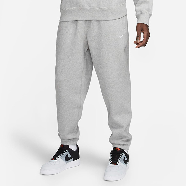 KicksDeals's tweet photo. Select Nike Solo Swoosh Fleece Pants are OVER 50% OFF retail at $45.73 each + shipping. Use #promotion code LASTSHOT at checkout.

Black -> https://t.co/tH9U5HIHHn

Grey Heather -> https://t.co/aqSNw34Vgr https://t.co/SeeCv2AjWh