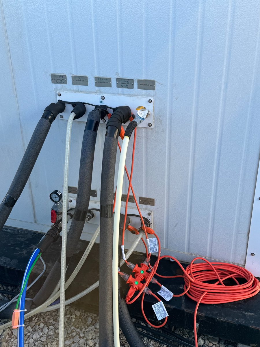 anson_ir's tweet photo. Anson has completed the heat trace and insulation of all piping at the Green River Sample Demonstration Plant including the those to and from the Koch pilot plant. This will enable Anson to continue the test work being conducted with Koch Technology Solutions (KTS) over the next few months.