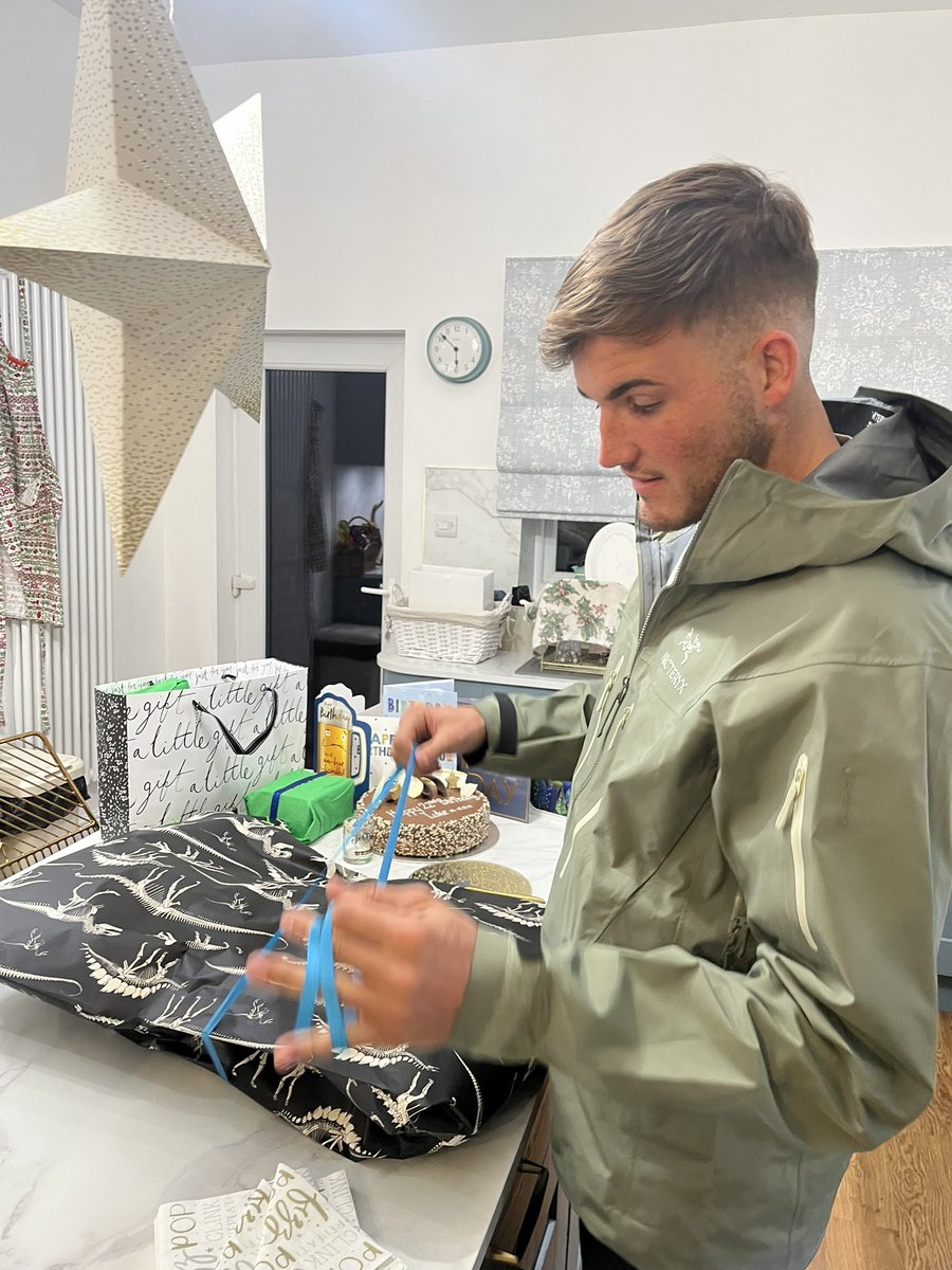 Emma Broadbent tweet media