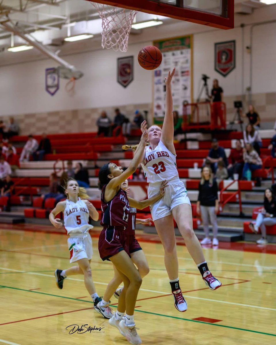 MHKSlamElite's tweet photo. Kaylee Weltmer set school record with 15 rebounds in a game as a freshman. #Slamily https://t.co/EUL4jrDLyr