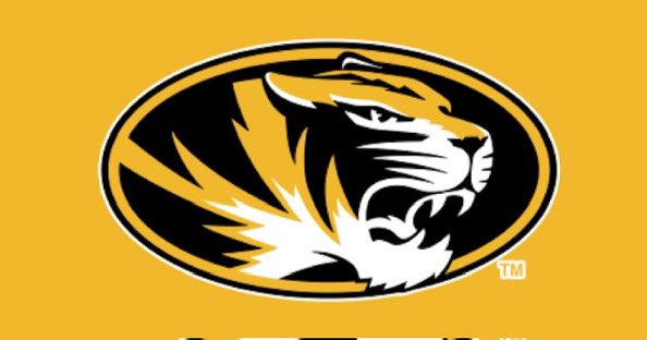 Blessed to announce that I have received an Offer from Missouri!!
<a href="/coachbrianearly/">Brian Early</a>