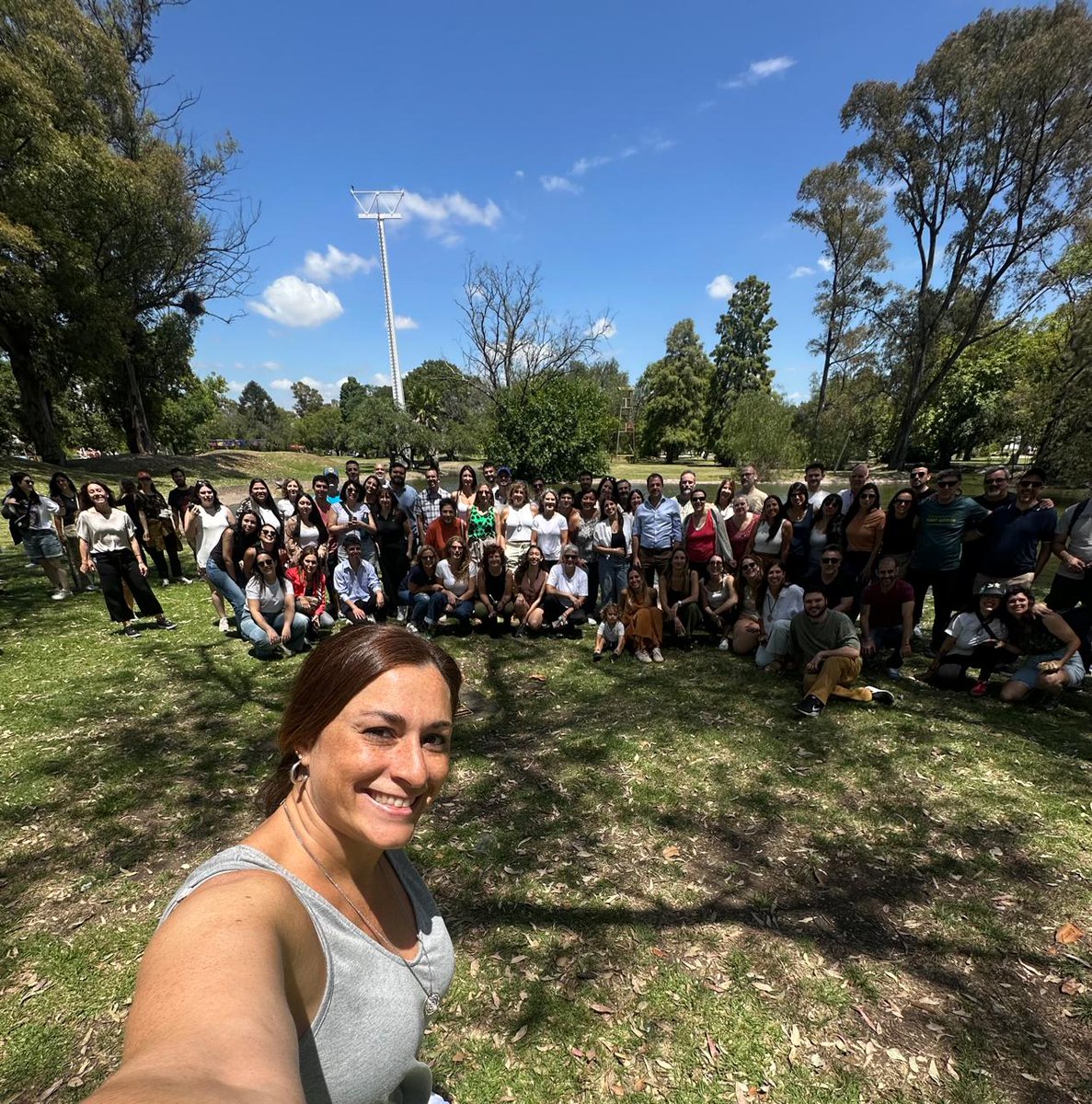 Yyyy si !! Día de Fiesta , de encuentro, de relax, de disfrute !! #JUNTOS !
El equipo del <a href="/EnTurBA/">Ente de Turismo BA</a>  se merecia este dia compartido !! #GRACIAS !! <a href="/eugeniawehbe/">Eugenia Wehbe</a> <a href="/FlorenciaRial/">florencial rial</a>  <a href="/NgaTurismo/">NGA Consultores en Turismo</a> <a href="/Lau_Ghezzi/">🌈Lau Ghezzi⚘♻️👨‍🦽</a>  <a href="/parqueciudad/">‎كود خصم نون</a>