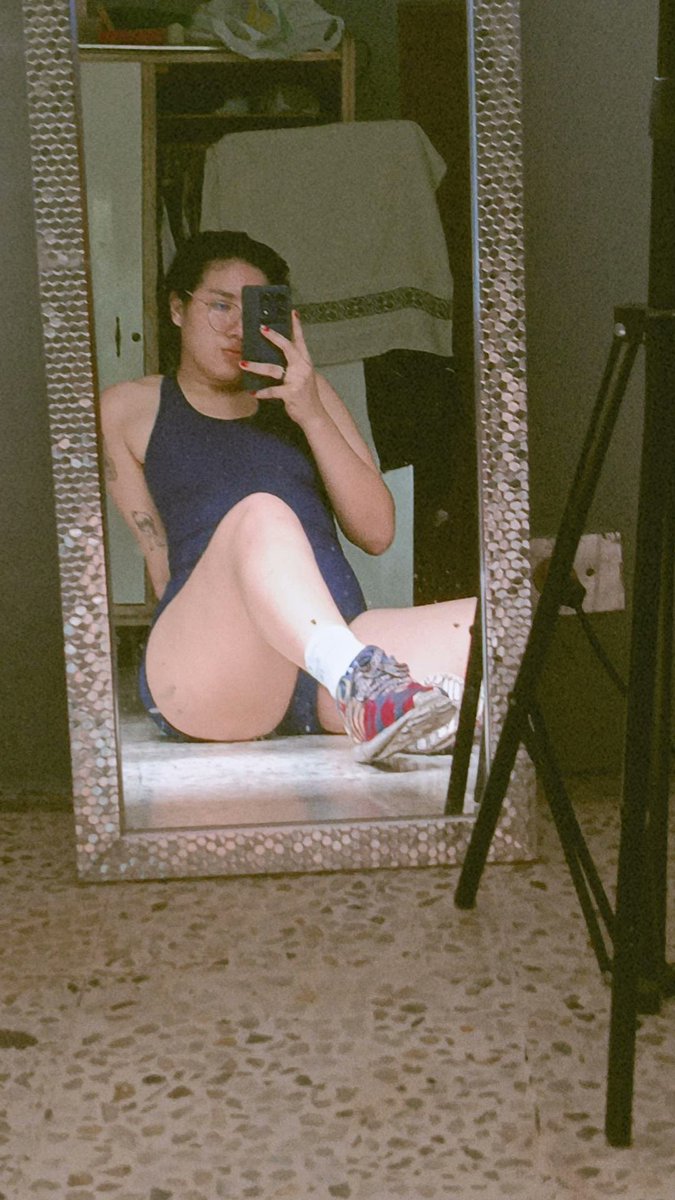 LapatronaGye's tweet photo. No veas mi hermosa sonrisa envidiosa 🫣🥵🔥🌟🎄🎁🙈💊
Video completo:👉🏻https://t.co/Ruv9ZSFFlY
Dale like y RT 🎄🎁 si querés entrar en el sorteo del 23December 🎄🎁🎁