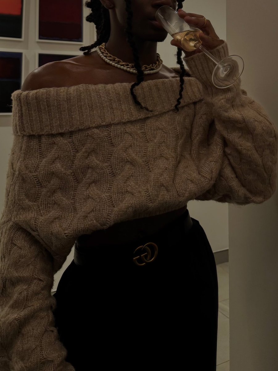 zelliemusic's tweet photo. top 2 for sure. https://t.co/F6zJ6SpYNg