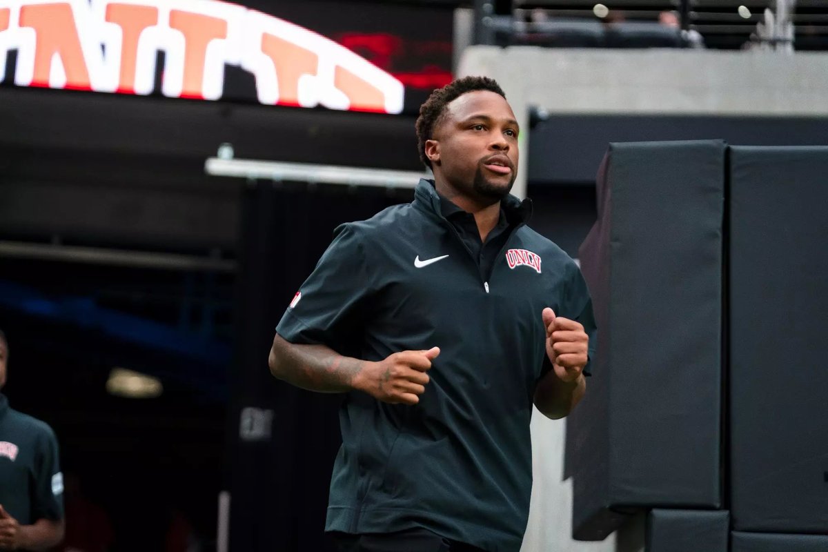 mzenitz's tweet photo. Sacramento State is in the process of finalizing a deal to hire UNLV OC Brennan Marion as its new head coach, sources tell me and @chris_hummer for @CBSSports/@247Sports.

Marion helped UNLV win 19 games the last two years. Previously worked at Texas and Pitt, where he coached players like Xavier Worthy and Jordan Addison.

https://t.co/H1pSFVTaDO