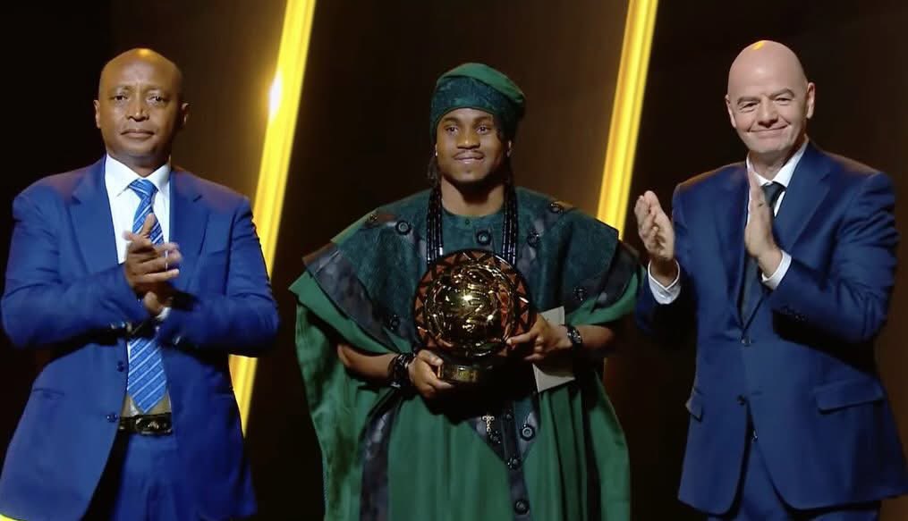 Talkexclusive_B's tweet photo. #CAFAwards2024: Super Eagles striker, Ademola Lookman wins African Footballer of the Year https://t.co/3FMJLnYdTR