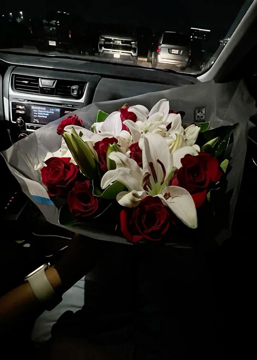 White lilies &amp; Red roses bouquet