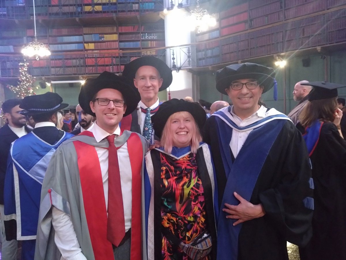 Congratulations to <a href="/QMneuroscience/">QM Neuroscience</a>  Rachel Wilson, PhD graduating today! <a href="/blizard_inst/">Blizard Institute</a> 
📷📷📷24