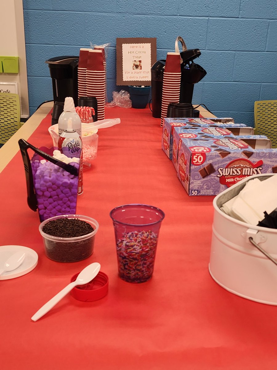 Erin Kleinman (@snowdenfarm_sdt) on Twitter photo Huge thank you to <a href="/SFES_Principal/">Snowden Farm ES</a> and Ms Gross for putting together a fun appreciation week for staff before the winter break! Mon-hot cocoa bar, Tues- sweets, Wed- selfie station with candy canes, Thurs- lunch from <a href="/SnowdenFarmPTA/">Snowden Farm ES PTA</a>, Fri- small gift. What a fun way to go to break! Huge thank you to <a href="/SFES_Principal/">Snowden Farm ES</a> and Ms Gross for putting together a fun appreciation week for staff before the winter break! Mon-hot cocoa bar, Tues- sweets, Wed- selfie station with candy canes, Thurs- lunch from <a href="/SnowdenFarmPTA/">Snowden Farm ES PTA</a>, Fri- small gift. What a fun way to go to break!