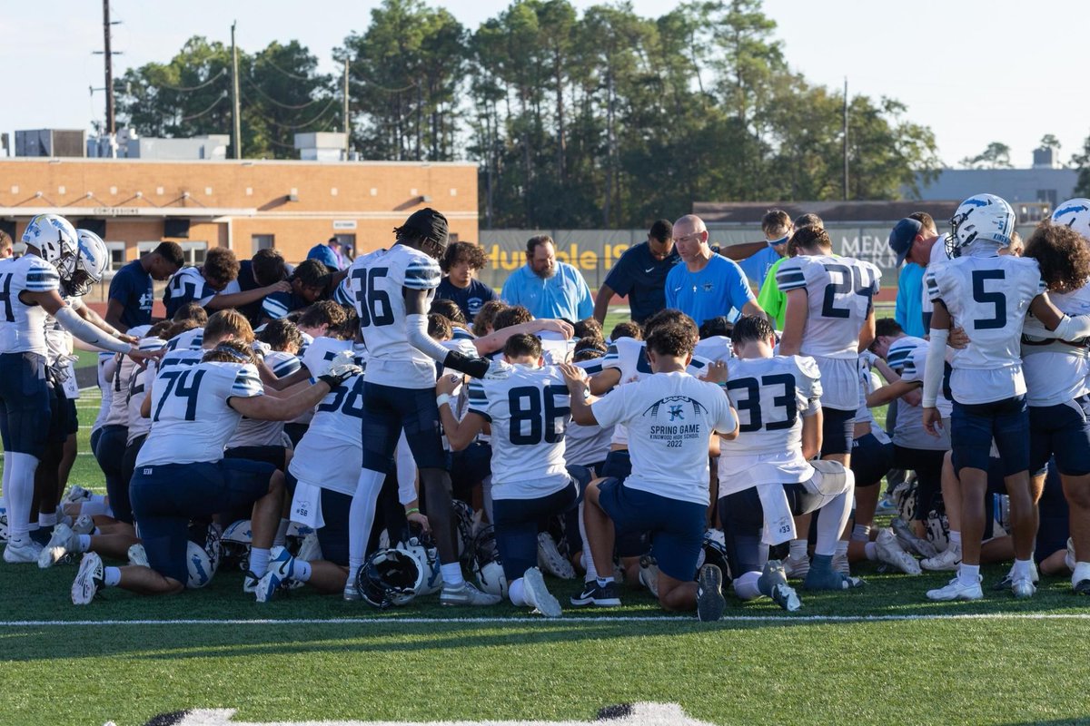mustangmon's tweet photo. Building Champions: Kingwood High School Football Rise &amp; Vision for the Future -- By: Tamir Shaw
Reflections: Coach Cale Melton, Varsity Coaches, Dr. Michael Nasra &amp; Varsity Seniors
@HumbleISD_KHS @HumbleISD

https://t.co/SDAe4ANX2S https://t.co/dCXqdDINMa