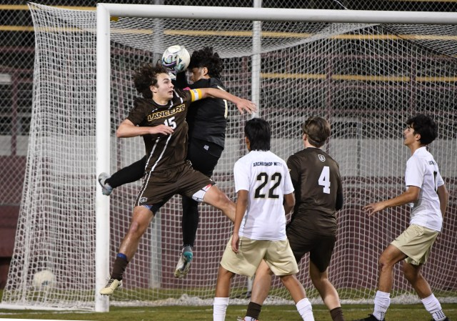 🚨 NEW 🚨
⚽️ PREP BOYS SOCCER RANKINGS ⚽️
📊 BAY AREA NEWS GROUP TOP 10 📊
mercurynews.com/2024/12/17/hig…
🔼 SANTA CLARA
🔼 WILLOW GLEN
🔼 ALAMEDA
<a href="/DarrenSabedra/">Darren Sabedra</a> <a href="/joseph_dycus/">Joseph Dycus</a> <a href="/nathancanilao/">Nathan Canilao</a> <a href="/GReeves23/">Glenn Reeves</a> <a href="/JensenPhil/">Phil Jensen</a> <a href="/MikeNowels/">Michael Nowels</a> <a href="/WCALSports/">WCALSports</a> <a href="/coachngifford/">Nelson Gifford</a> <a href="/sfhsathletics/">Saint Francis HS</a> <a href="/CalHiSports/">Cal-Hi Sports</a>