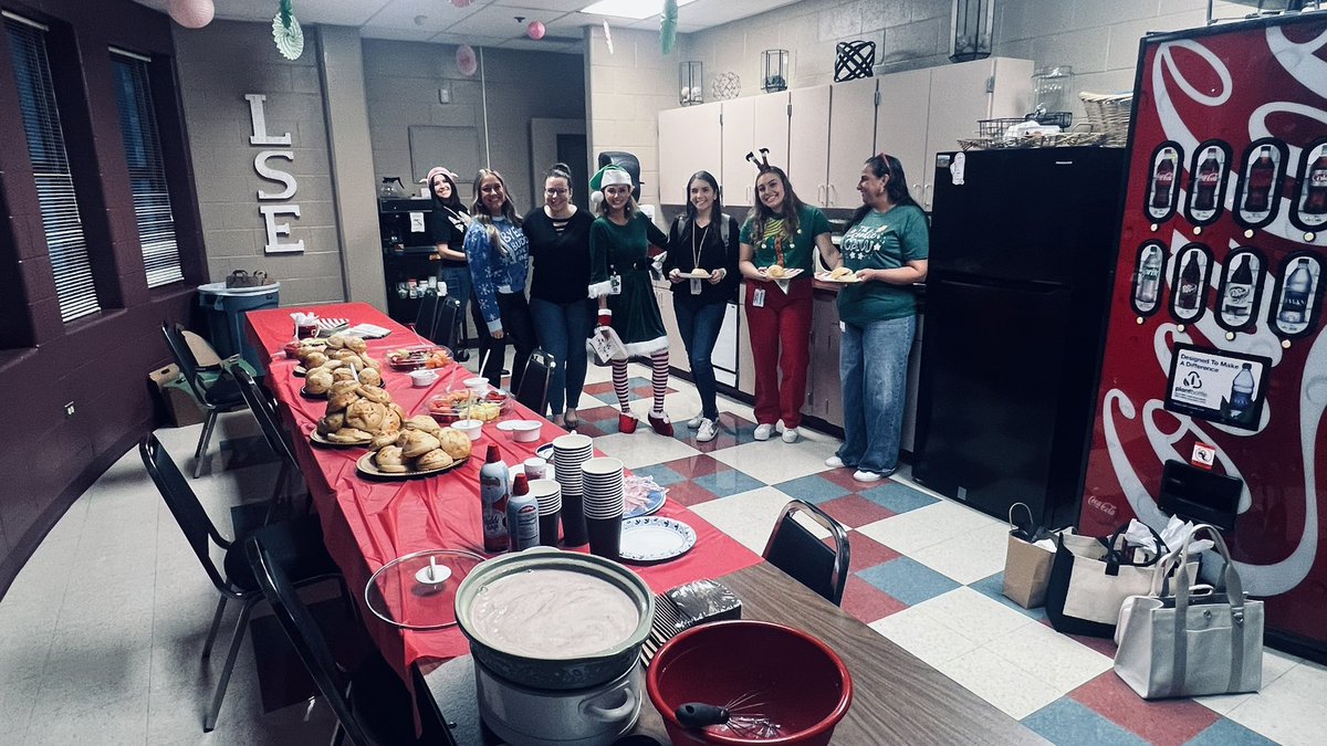 Our elves are either starving or plotting their next mischief <a href="/NISDLeonSprings/">Leon Springs Elementary</a>!  Thank you for all you do for our littles! 💙