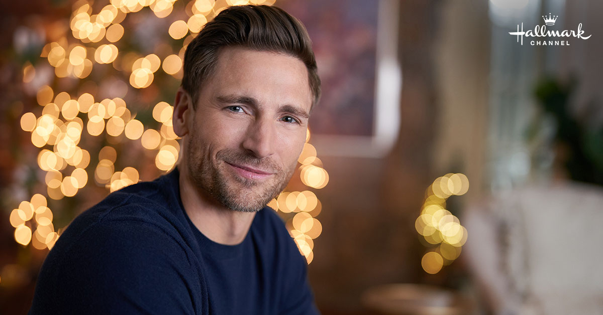 hallmarkchannel's tweet photo. There's plenty more of the Brenner boys to enjoy when the special extended cut of #3WiserMen and a Boy premieres this Sunday at 8/7c! #Hynies https://t.co/rJQoABu3wb