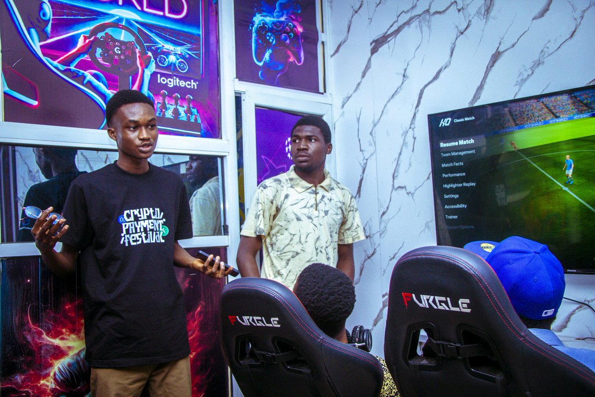 Just-Daniel+Rouges (@esenyidaniel) on Twitter photo I had an awesome time hanging out with the guys from <a href="/AvaxDAO_/">Avalanche</a> , <a href="/BlockchainFul/">Blockchain FUL</a>, <a href="/kevin_chibuoyim/">Kevin 🛬📍@Eth Enugu ‘25</a> <a href="/webdevpraise/">Dev Praise🔺</a>, <a href="/De_governor00/">crypto_governor</a>. Lots of games were played and connections were made, can't wait for the next one. I had an awesome time hanging out with the guys from <a href="/AvaxDAO_/">Avalanche</a> , <a href="/BlockchainFul/">Blockchain FUL</a>, <a href="/kevin_chibuoyim/">Kevin 🛬📍@Eth Enugu ‘25</a> <a href="/webdevpraise/">Dev Praise🔺</a>, <a href="/De_governor00/">crypto_governor</a>. Lots of games were played and connections were made, can't wait for the next one.