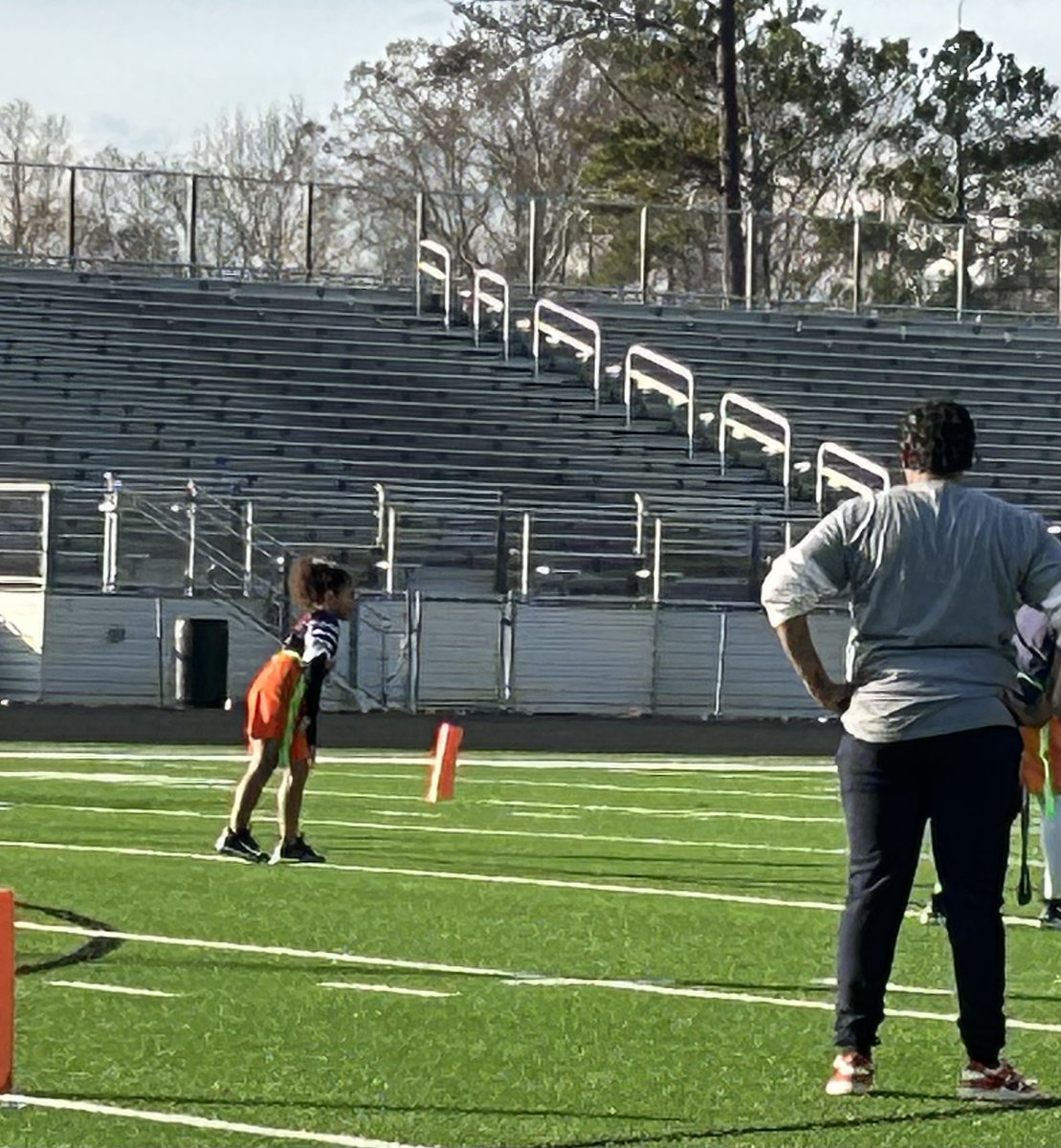 Josue Ulysse (@josueulysse5) on Twitter photo Miyah’s last flag game at Discovery HS Shoutout to <a href="/CoachGroshek/">Coach Roy Groshek</a> and the Varsity players for showing love Miyah’s last flag game at Discovery HS Shoutout to <a href="/CoachGroshek/">Coach Roy Groshek</a> and the Varsity players for showing love