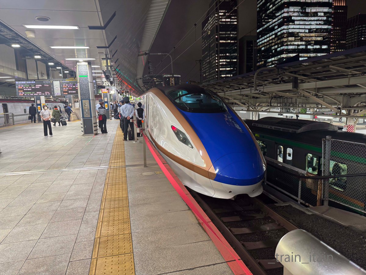 train_rail_'s tweet photo. #北陸新幹線 乗ったのはこちら #グランクラス #GranClass （３） https://t.co/Sdlk5Pw4bW