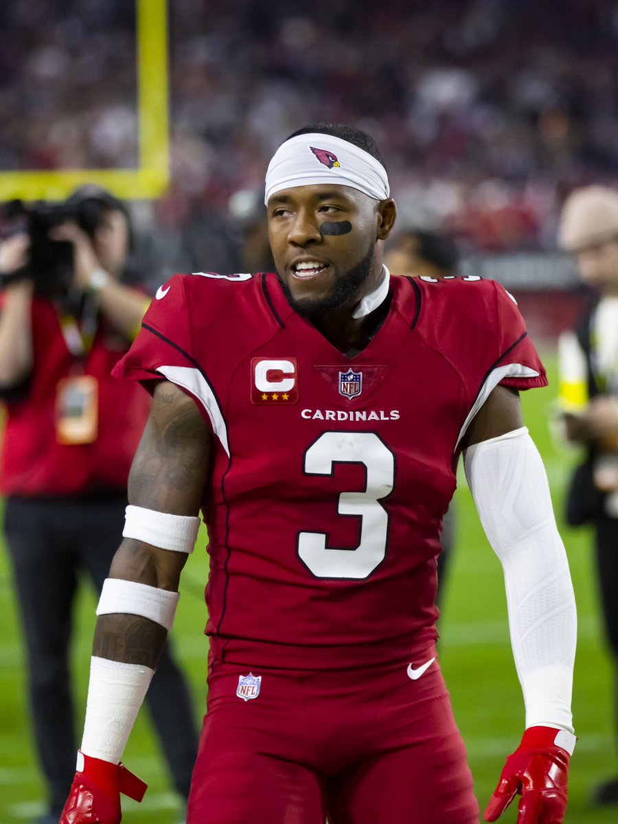 MLFootball's tweet photo. 🚨BREAKING: All-Pro safety Budda Baker is signing a three-year extension with Arizona Cardinals, the team just announced.

Baker’s three-year deal is worth $54 million.

Budda plans to finish his career in Arizona and has a chance to be in the Hall of Fame. https://t.co/8LaqMAG4U6