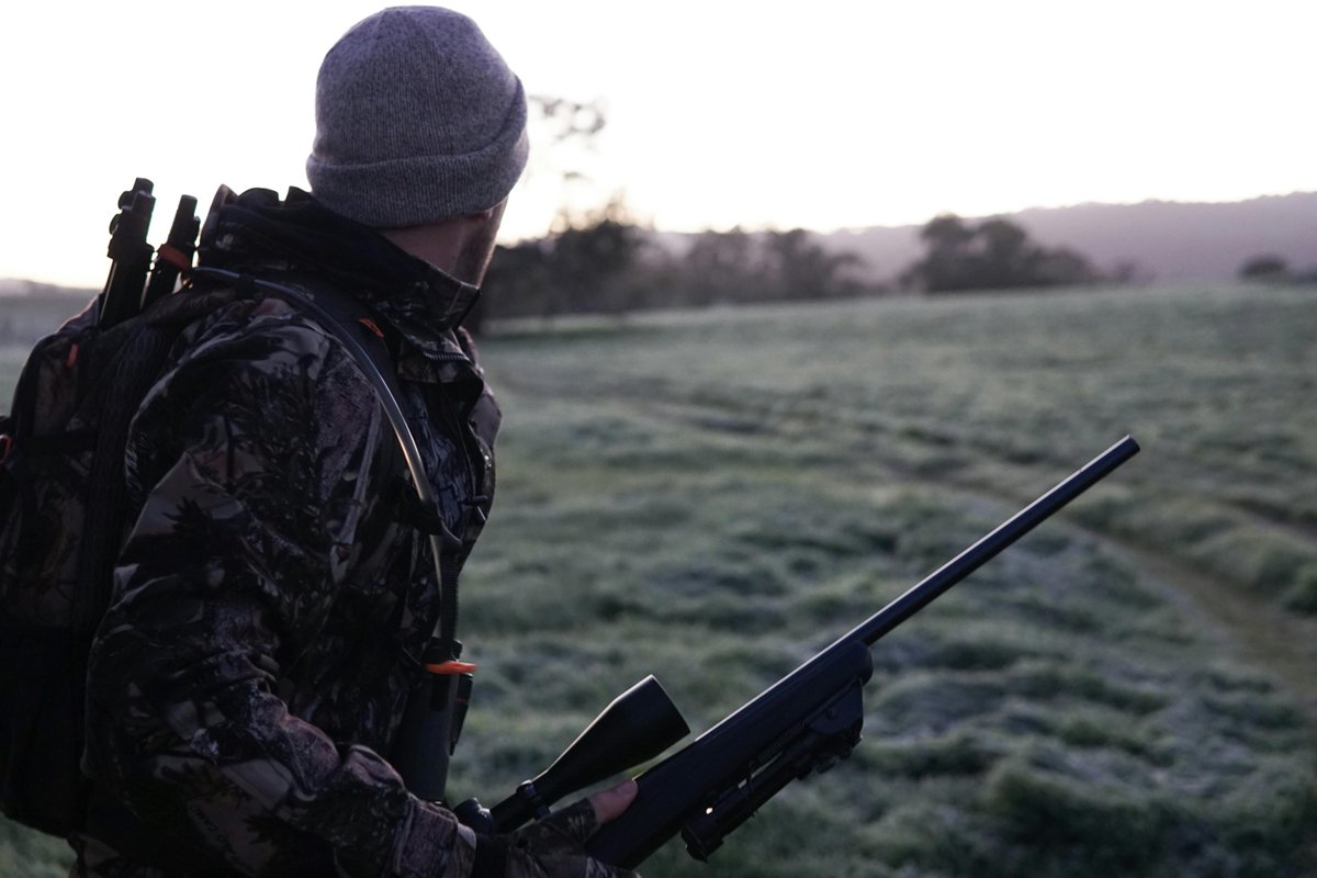 LockerOutfitter's tweet image. Success in hunting comes from preparation &amp;amp; patience Scout the land, know your gear . Every hunt is a lesson in persistence and adaptability

#HuntingSuccess #WildernessSkills #HunterLife #StayStealthy #FieldToFork #HuntingEthics #TagFilled #NatureConnection #PrecisionShot