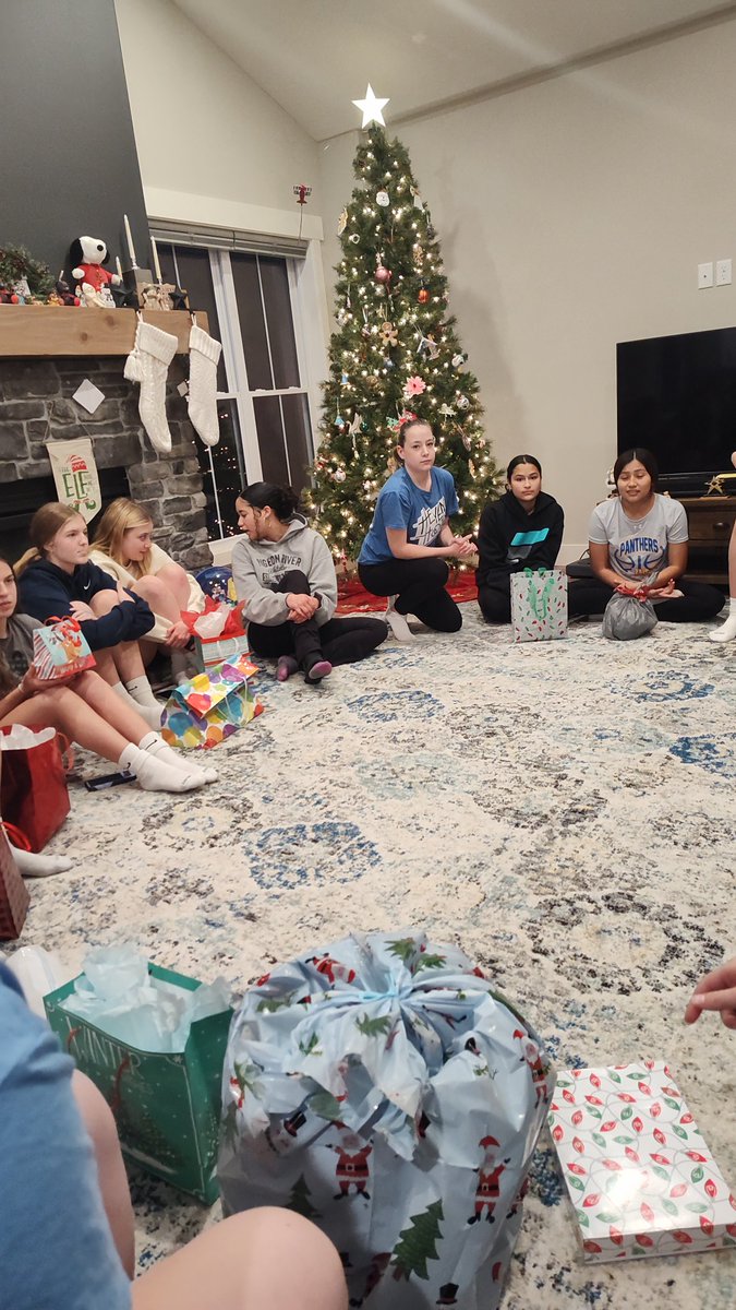 PBL Lady Panther Basketball tweet media