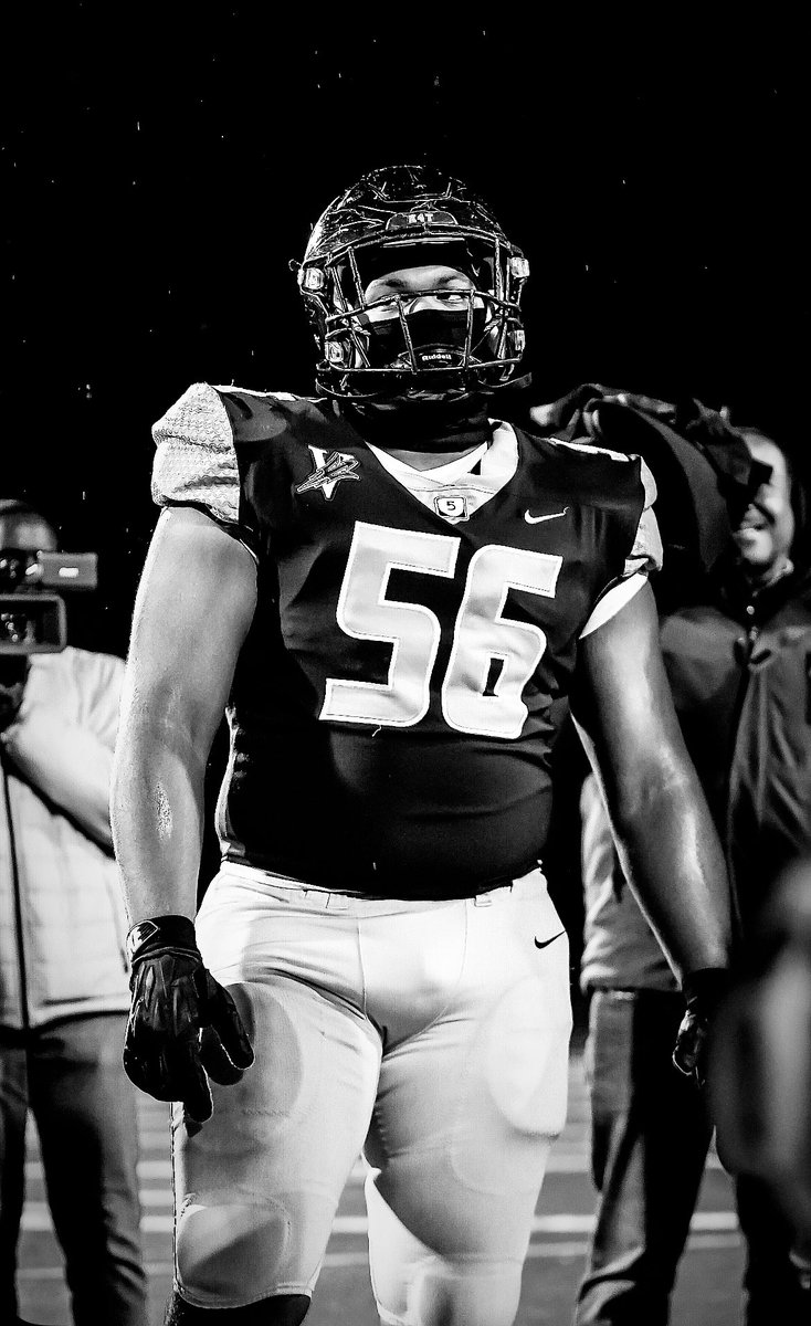 Feedabull21's tweet photo. Blessed to be named: 

“State” defensive player of the year 
@coachmlew @RecruitingVHSFB 
https://t.co/mJBFW1ZKGa https://t.co/5qj5U7JOV6