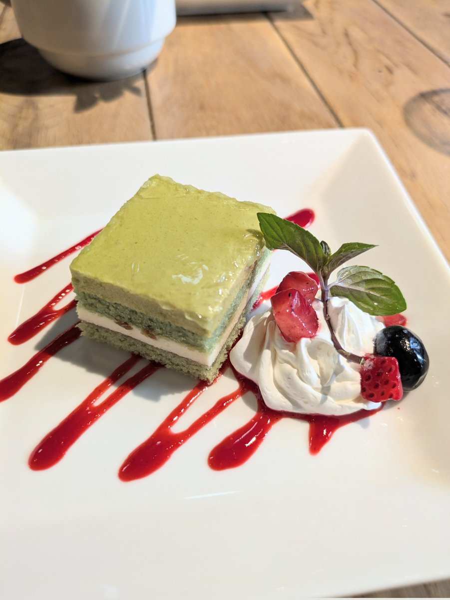 おはようございます
川崎市は晴れ

お客様に誕生日のお祝いをしていただきました
イタリアンのコース料理
カラスミと大根のペペロンチーノ✨
全てが美味しくて、とても幸せな時間でした
M様、ありがとうございます

さて、週の真ん中、よろしくお願いします

#企業公式冬のフォロー祭り
#Bamboo