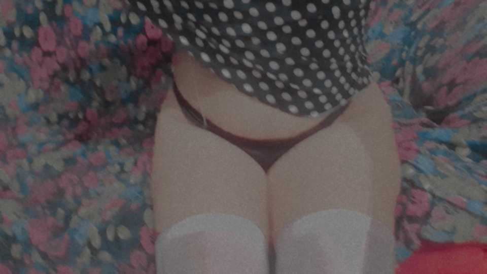emylilia's tweet photo. com certeza vou me arrepender de postar depois mas agora o tesão falou mais alto foda-se https://t.co/EarDdfZNIM